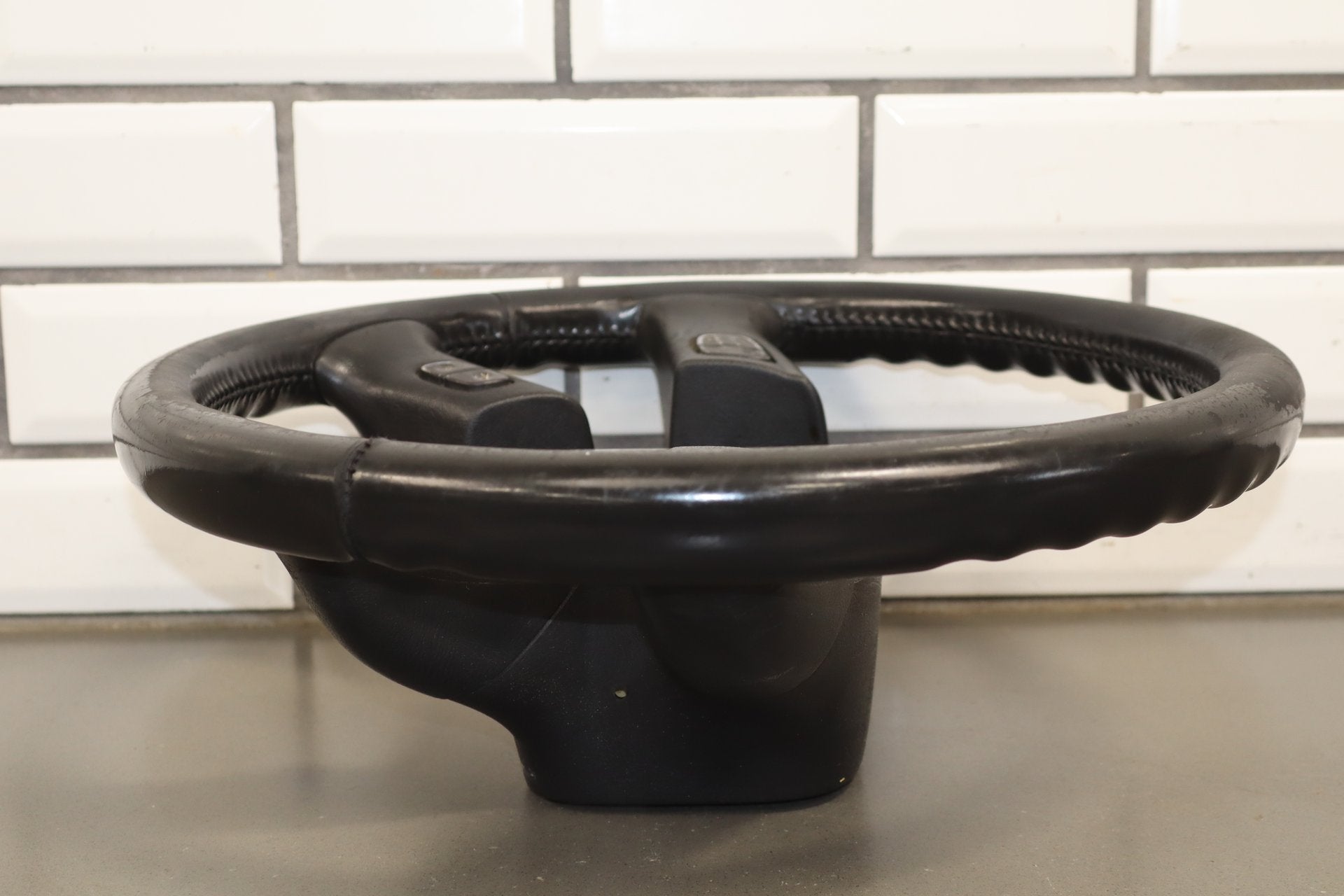 2003-2007 Hummer H2 Steering Wheel 10364490