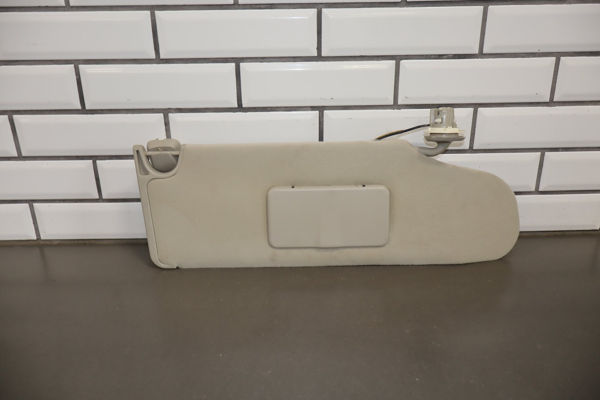 2003-2007 Hummer H2 Sun Visor Pair