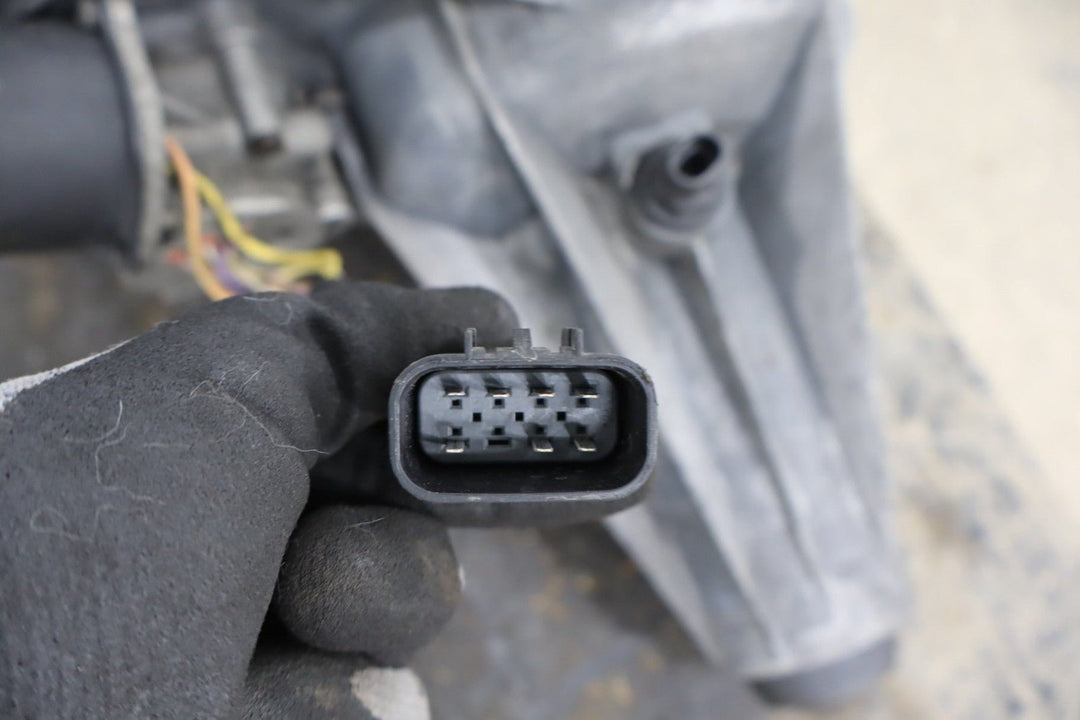 2003 - 2007 Hummer H2 Transfer Case 24243306 139031 Miles