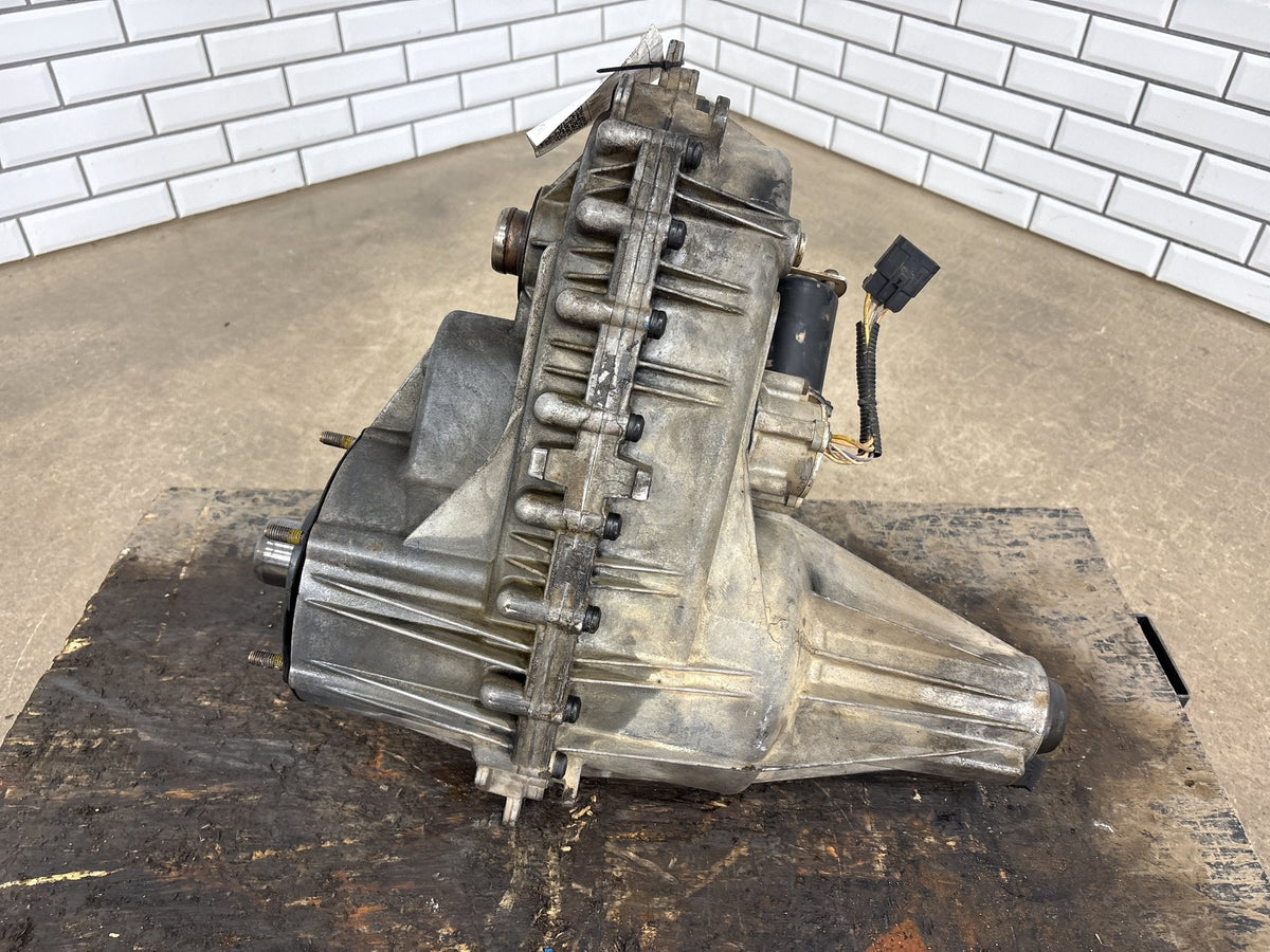 2003-2007 Hummer H2 Transfer Case 24243306 155131 Miles