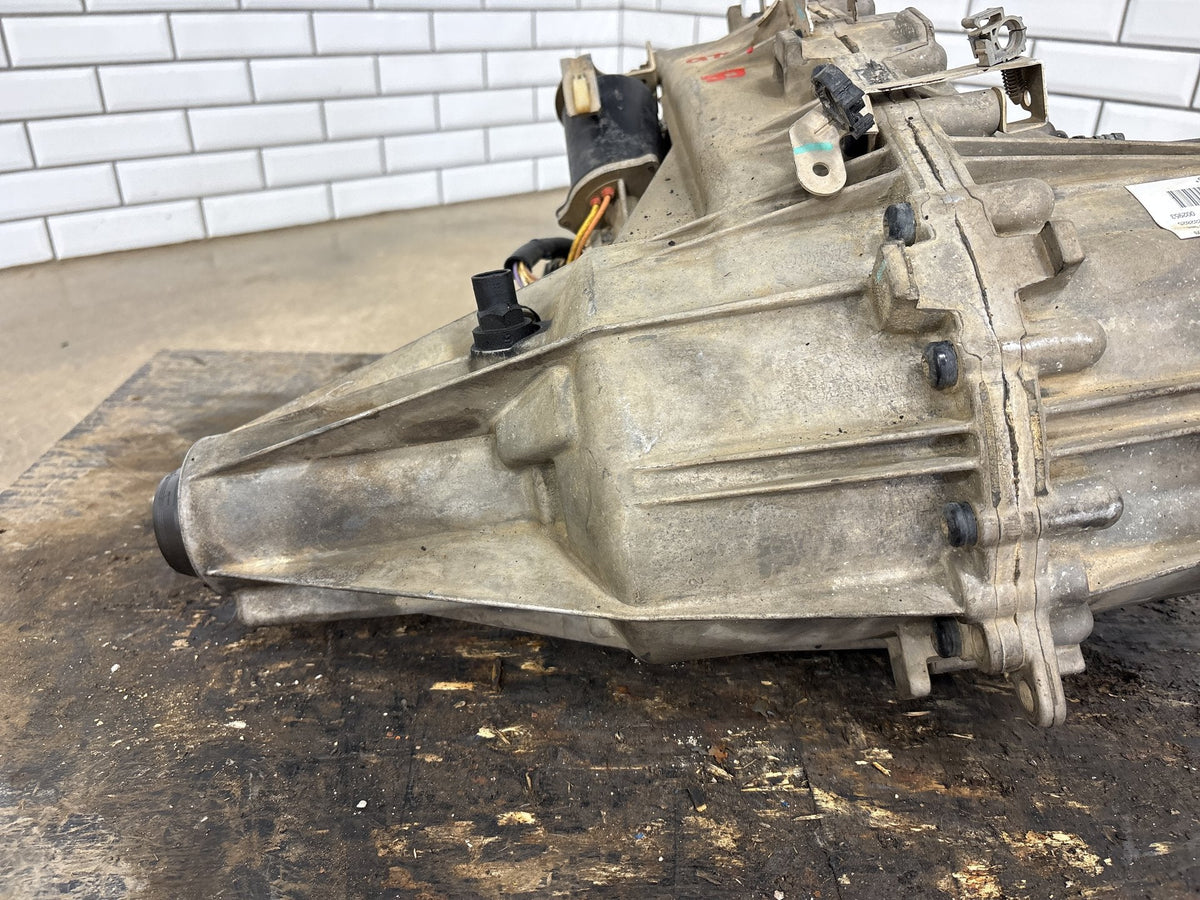 2003-2007 Hummer H2 Transfer Case 24243306 155131 Miles