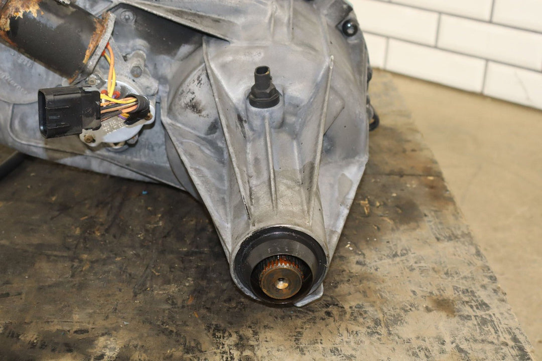 2003 - 2007 Hummer H2 Transfer Case 24243306 161625 Miles