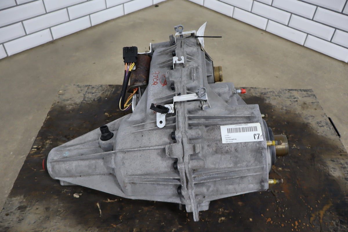 2003-2007 Hummer H2 Transfer Case 24243306 182908 Miles