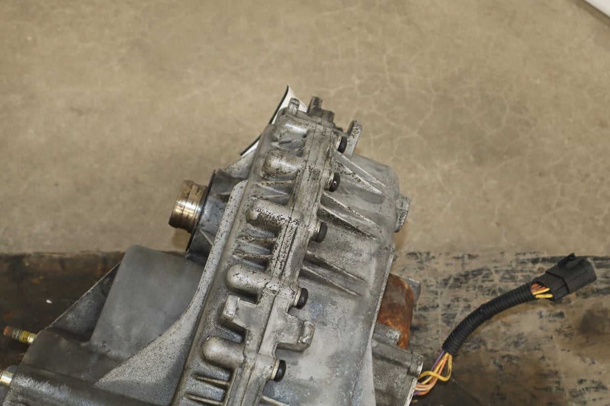 2003-2007 Hummer H2 Transfer Case 24243306 186386 Miles