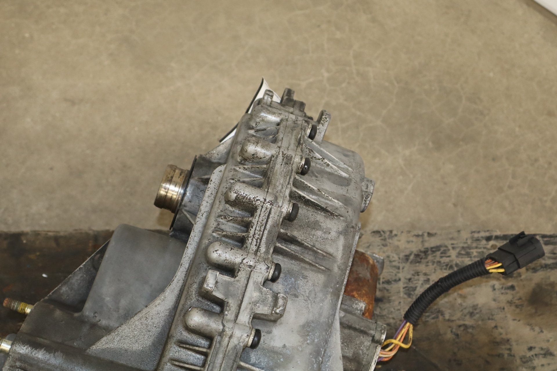 2003-2007 Hummer H2 Transfer Case 24243306 186386 Miles