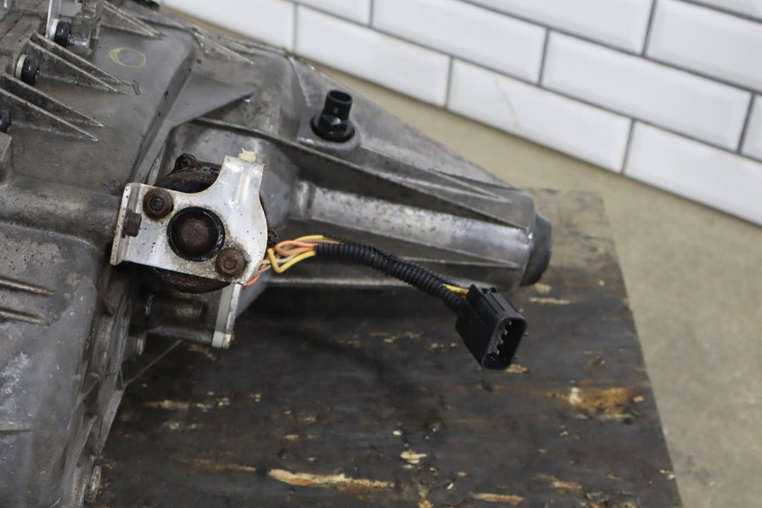 2003 - 2007 Hummer H2 Transfer Case 24243306 200000 Miles