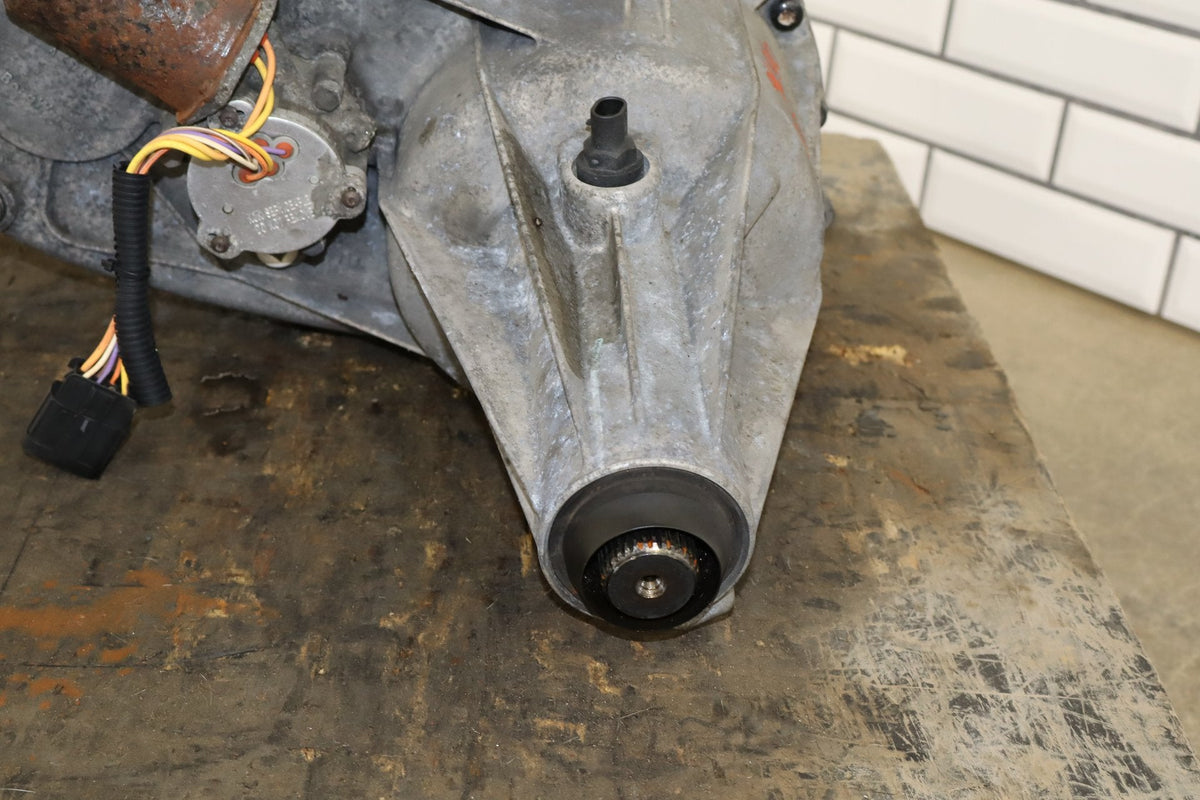 2003-2007 Hummer H2 Transfer Case 24243306 262266 Miles