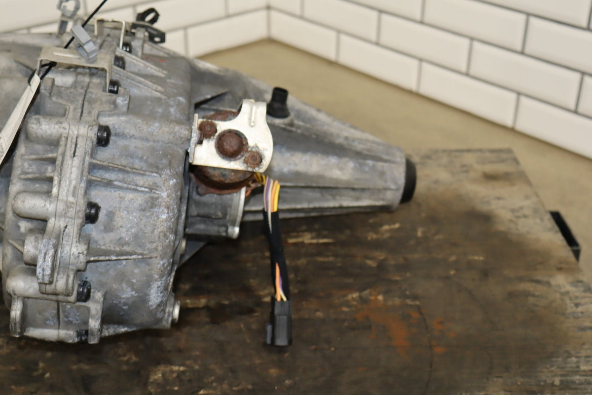 2003-2007 Hummer H2 Transfer Case 24243306 262266 Miles