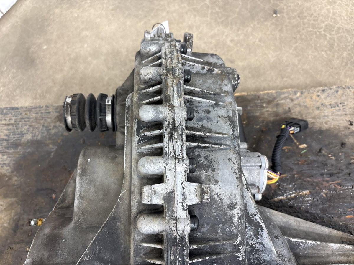2003-2007 Hummer H2 Transfer Case 24243306 Miles