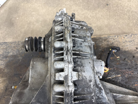 2003-2007 Hummer H2 Transfer Case 24243306 Miles