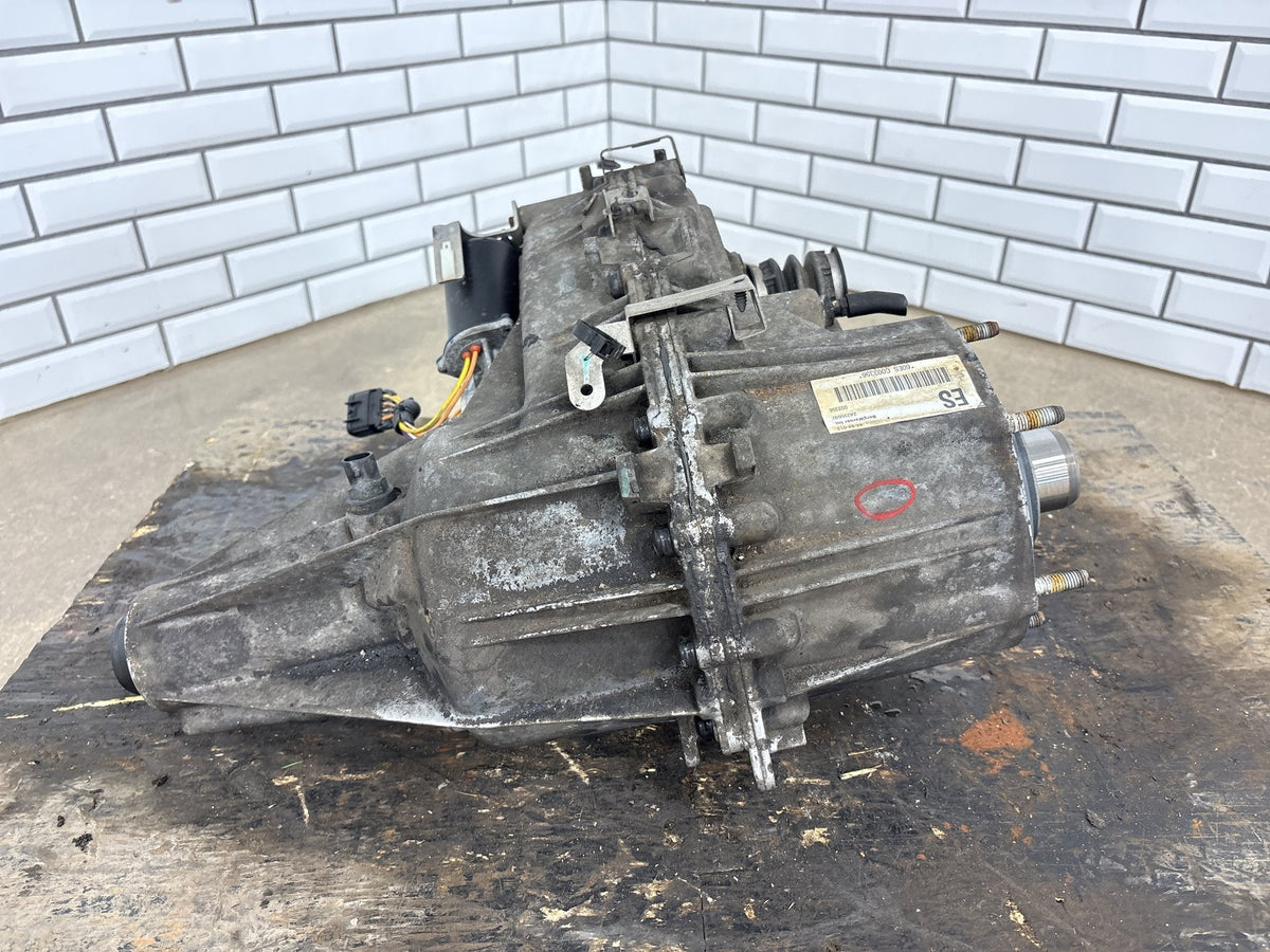 2003-2007 Hummer H2 Transfer Case 24243306 Miles