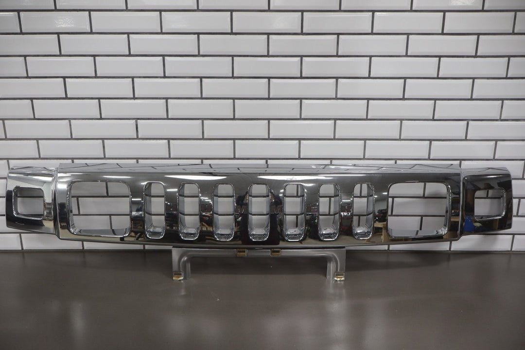 2003 - 2007 Hummer H2Chrome Main Headlight Grille 15777617 OEM