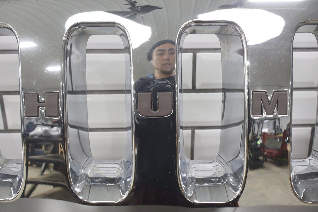 2003 - 2007 Hummer H2Chrome Main Headlight Grille 15777617 OEM