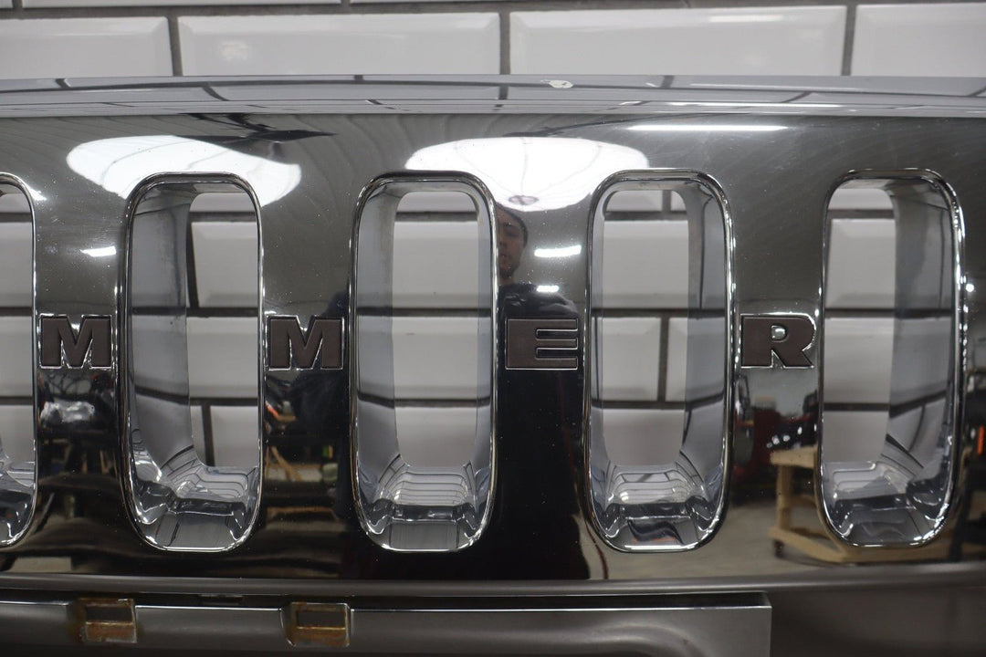 2003 - 2007 Hummer H2Chrome Main Headlight Grille 15777617 OEM