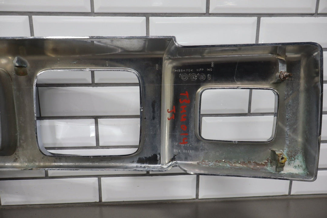 2003 - 2007 Hummer H2Chrome Main Headlight Grille 15777617 OEM