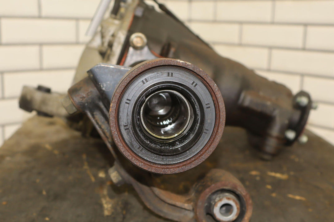 2003 - 2007 Lexus LX470 / Land Cruiser Front Differential Carrier 4.10 Ratio