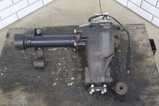 2003 - 2007 Lexus LX470 / Land Cruiser Front Differential Carrier 4.10 Ratio