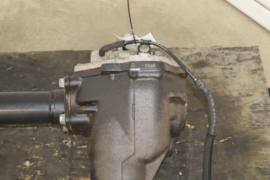 2003 - 2007 Lexus LX470 / Land Cruiser Front Differential Carrier 4.10 Ratio