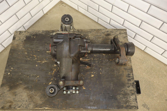 2003 - 2007 Lexus LX470 / Land Cruiser Front Differential Carrier 4.10 Ratio