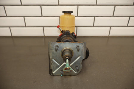 2003-2008 Hummer H2 Hydroboost Brake Booster W/ Master Cylinder 15813688