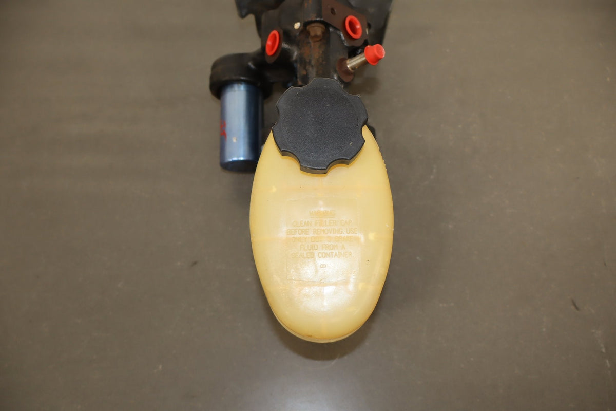 2003-2008 Hummer H2 Hydroboost Brake Booster W/ Master Cylinder 15813688