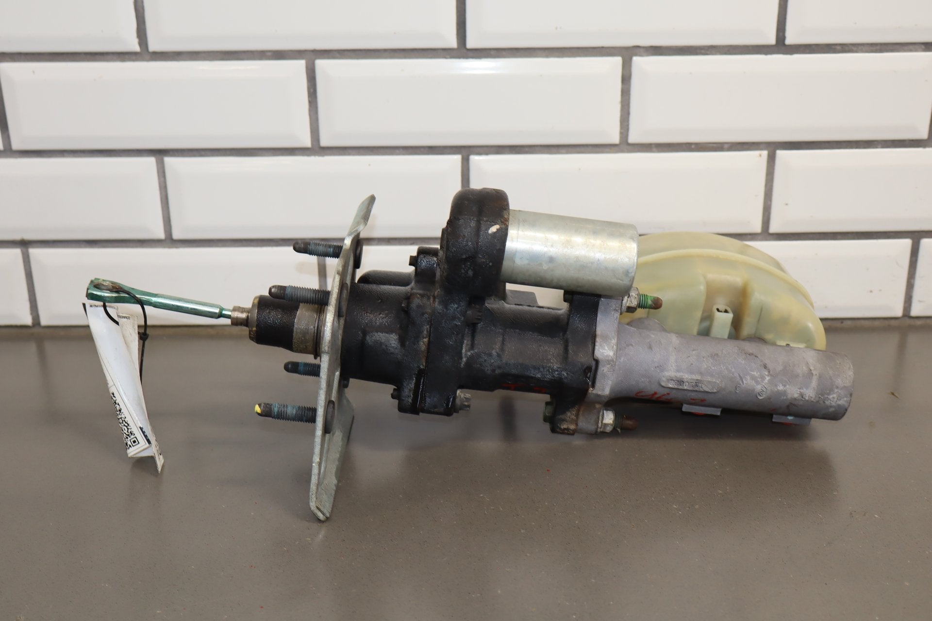 2003-2008 Hummer H2- Power Brake Booster (Hydro Boost)