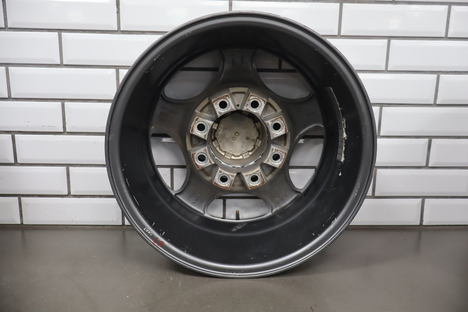 2003-2009 Hummer H2 17x8.5 Level 8 LFM389 Wheel Set x4 | Grey