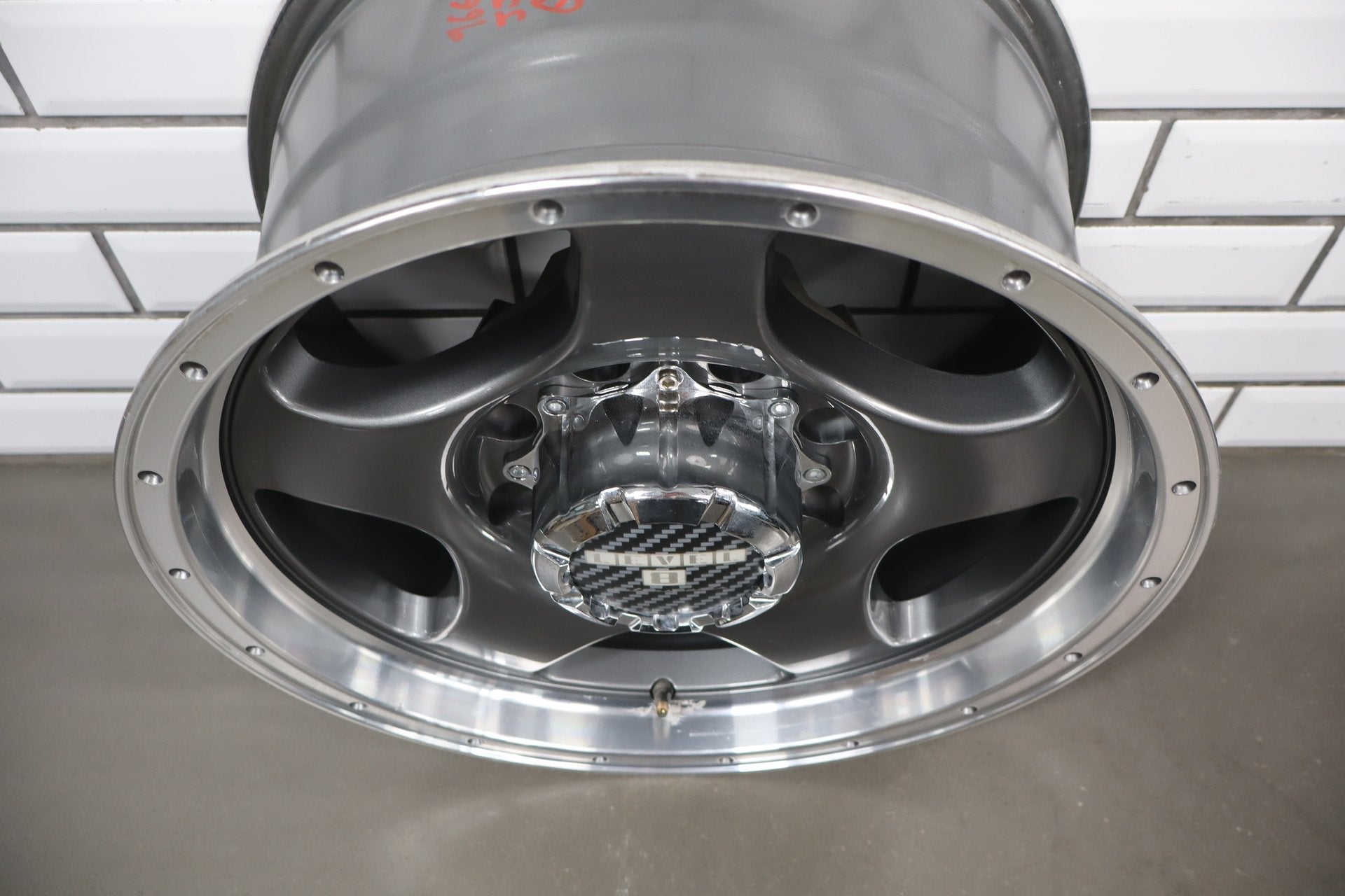 2003-2009 Hummer H2 17x8.5 Level 8 LFM389 Wheel Set x4 | Grey