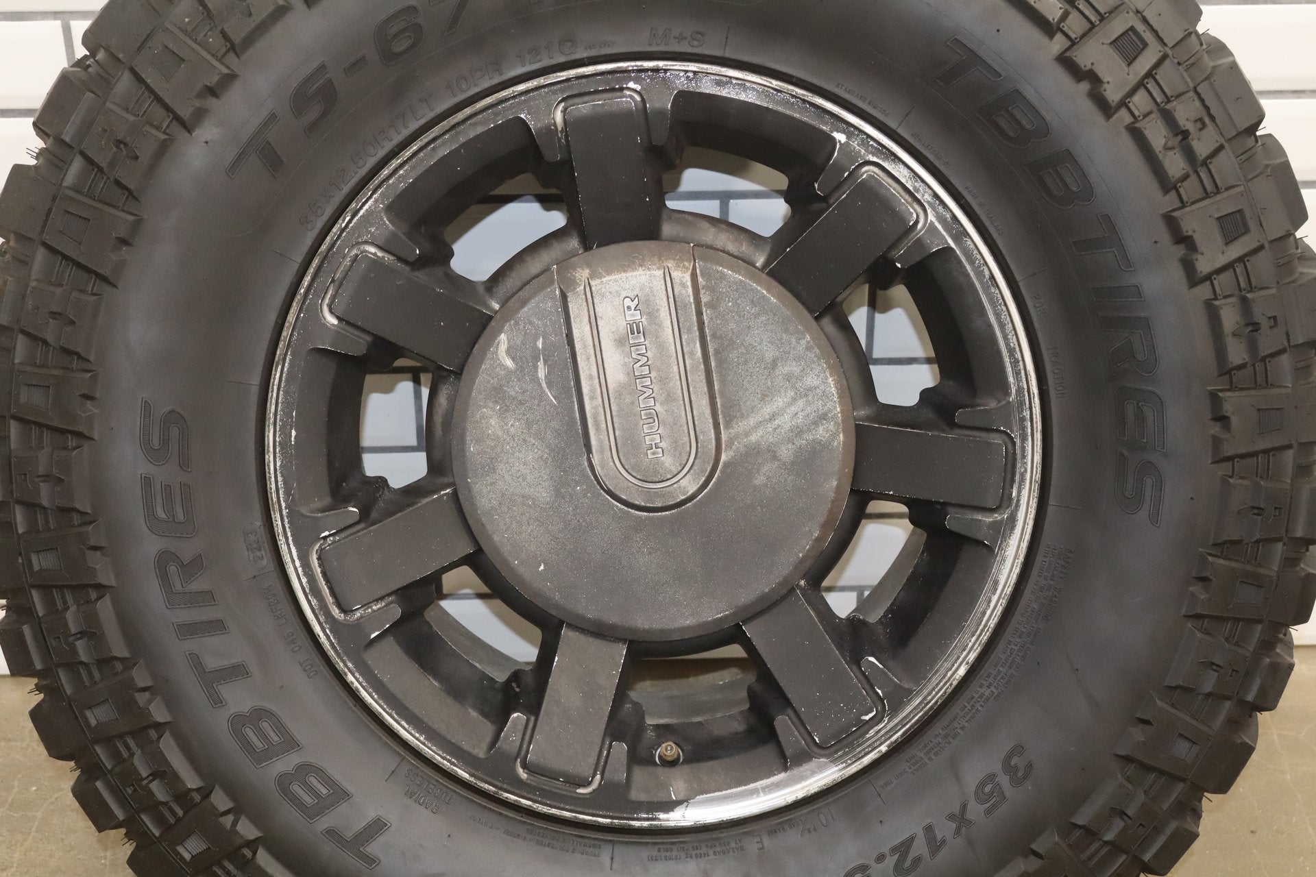 2003-2009 Hummer H2 17x8.5" OEM Wheel &amp; Tire Set- Poorly Painted 35x12.50-17 x4