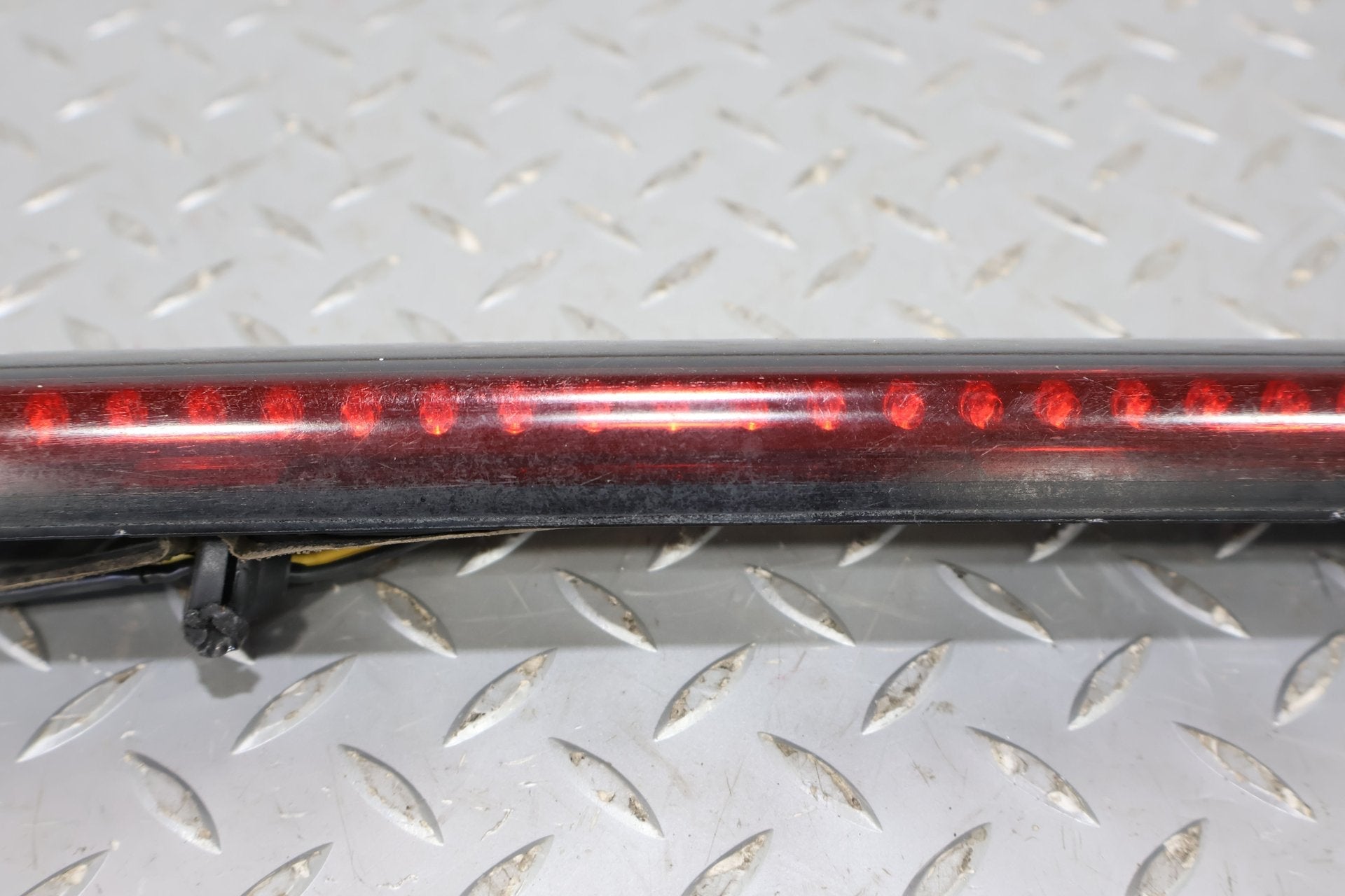 2003-2009 Hummer H2 3rd Brake Light 15145321