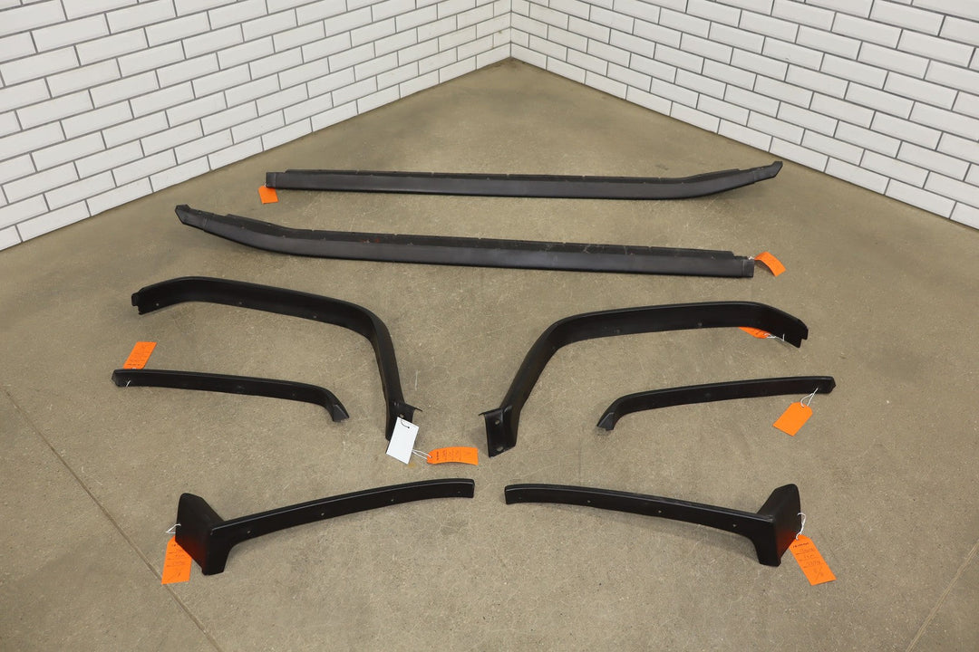 2003 - 2009 Hummer H2 8 - Piece Exterior Molding Kit (Black Textured Plastic)