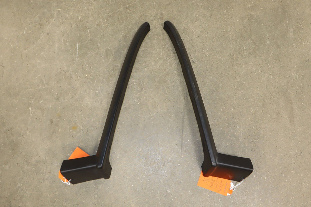 2003 - 2009 Hummer H2 8 - Piece Exterior Molding Kit (Black Textured Plastic)