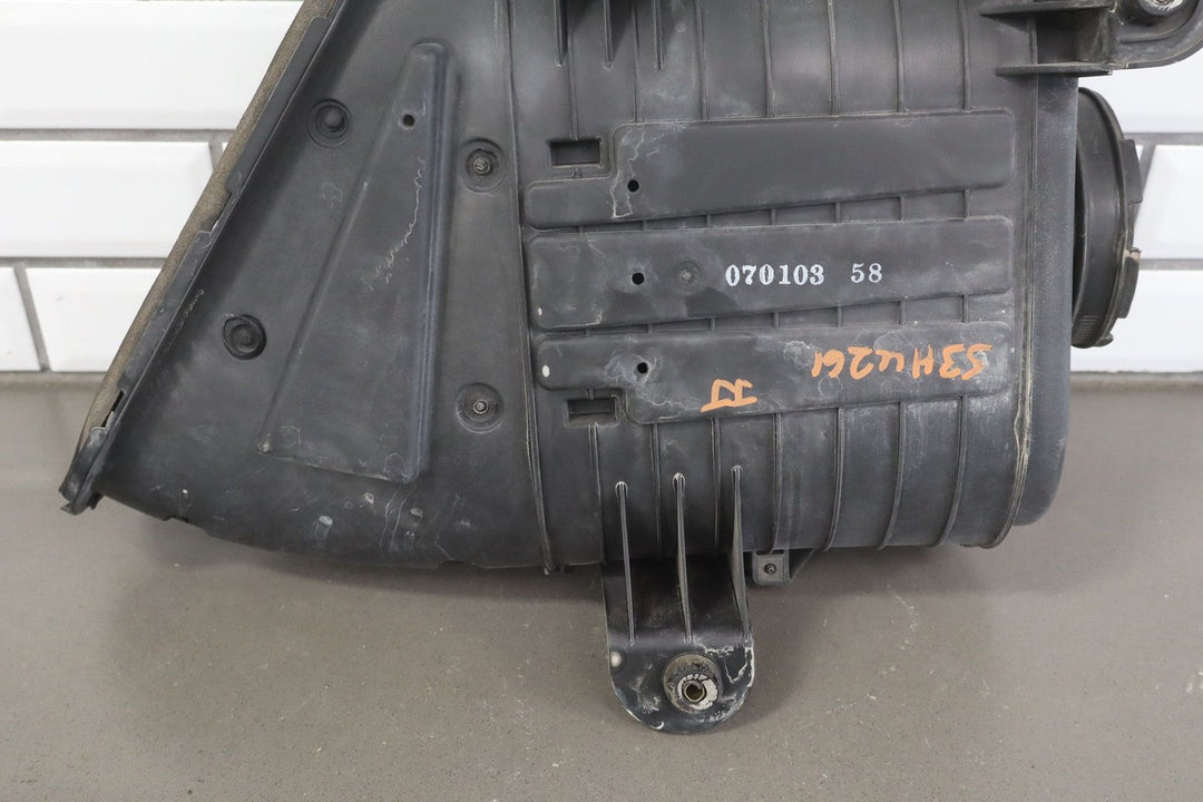 2003 - 2009 Hummer H2 - Air Cleaner Box *NO Intake Tube 19153610
