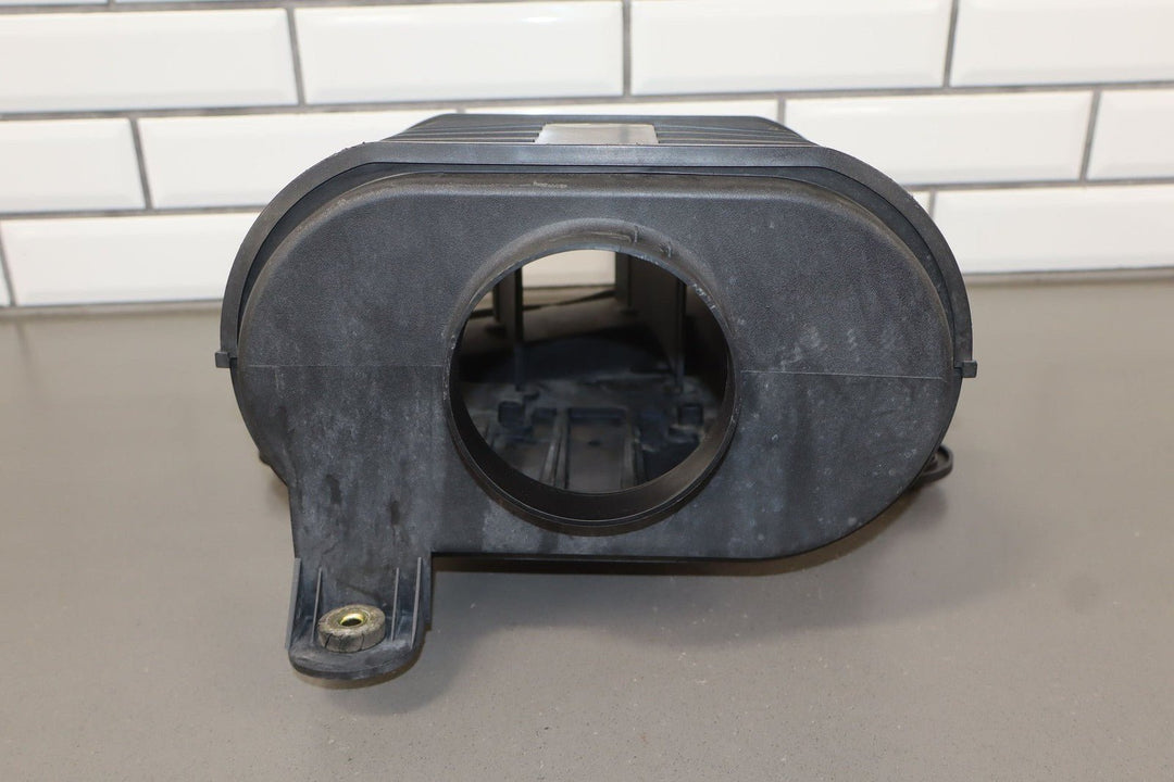 2003 - 2009 Hummer H2 - Air Cleaner Box *NO Intake Tube 19153610