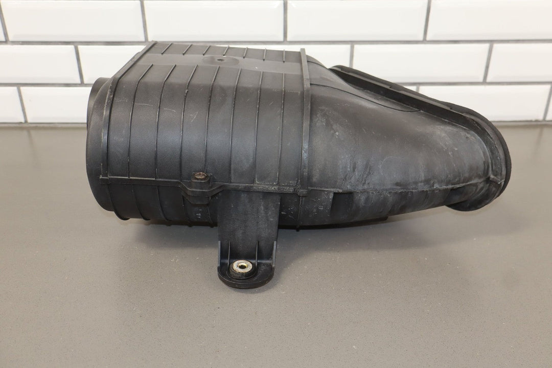 2003 - 2009 Hummer H2 - Air Cleaner Box *NO Intake Tube 19153610