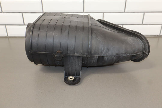 2003 - 2009 Hummer H2 - Air Cleaner Box *NO Intake Tube 19153610