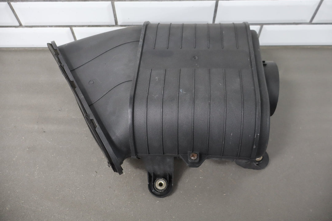 2003 - 2009 Hummer H2 - Air Cleaner With Intake Tube 19153610