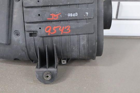 2003 - 2009 Hummer H2 - Air Cleaner With Intake Tube 19153610