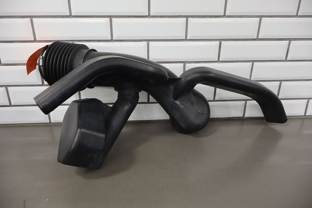 2003 - 2009 Hummer H2 - Air Cleaner With Intake Tube 19153610