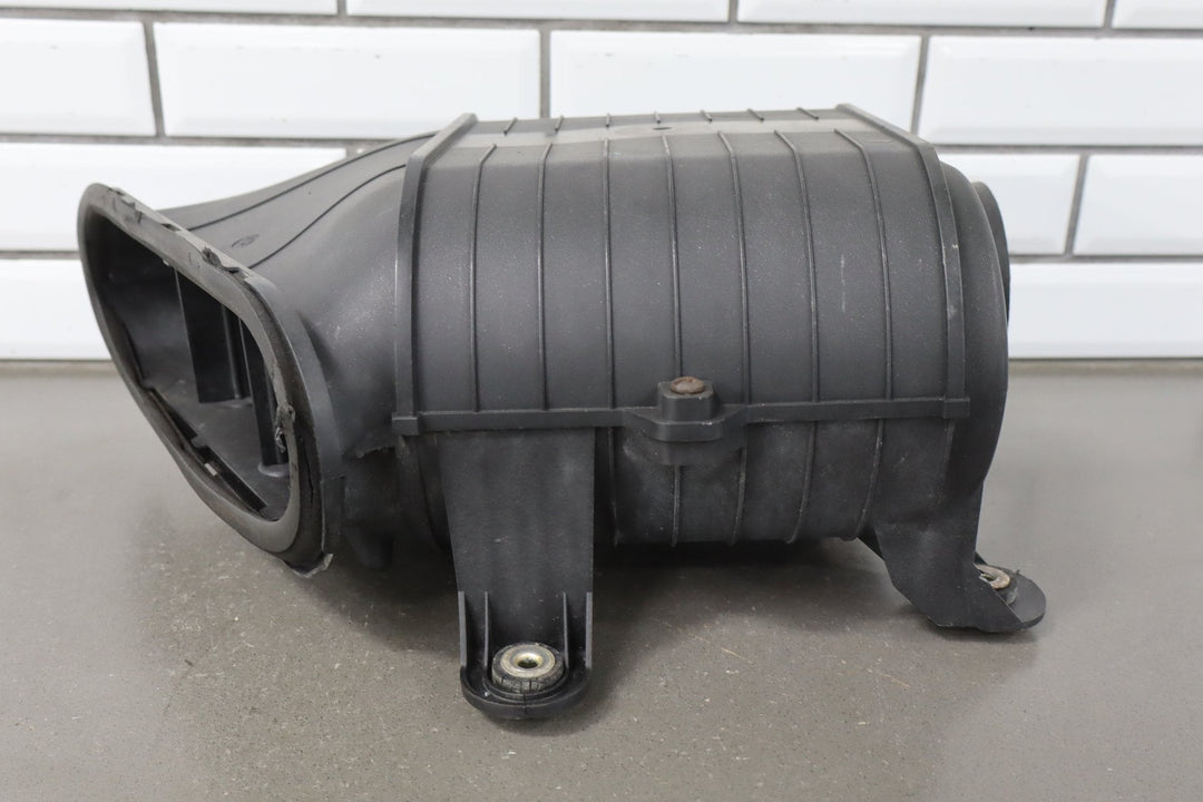 2003 - 2009 Hummer H2 - Air Cleaner With Intake Tube 19153610