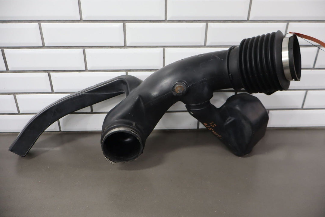 2003 - 2009 Hummer H2 - Air Cleaner With Intake Tube 19153610