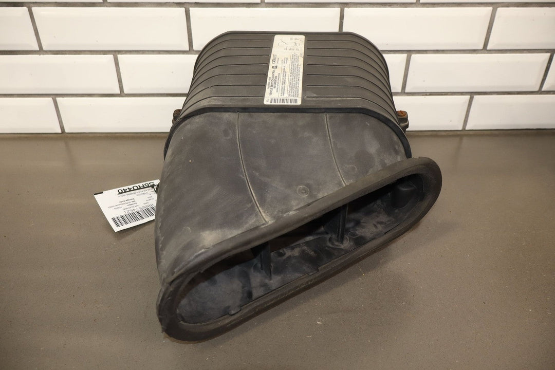2003 - 2009 Hummer H2 - Air Cleaner With Intake Tube 19153610
