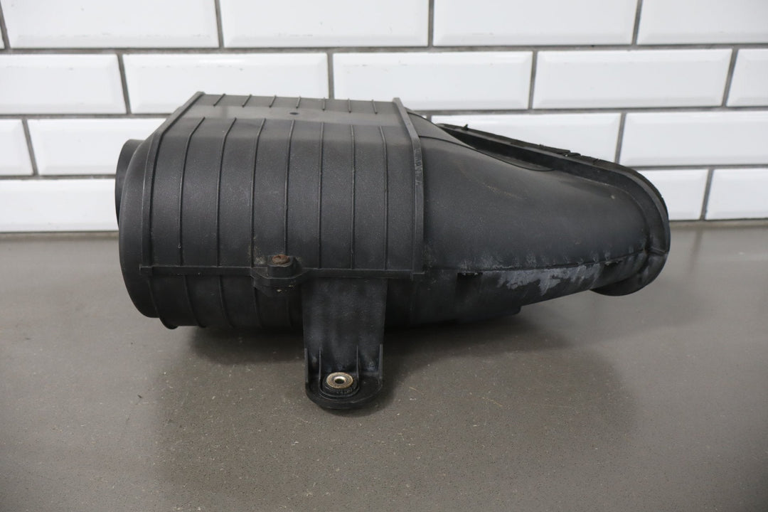 2003 - 2009 Hummer H2 - Air Cleaner With Intake Tube 19153610
