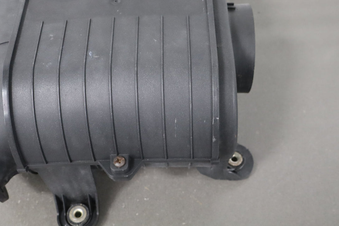 2003 - 2009 Hummer H2 - Air Cleaner With Intake Tube 19153610