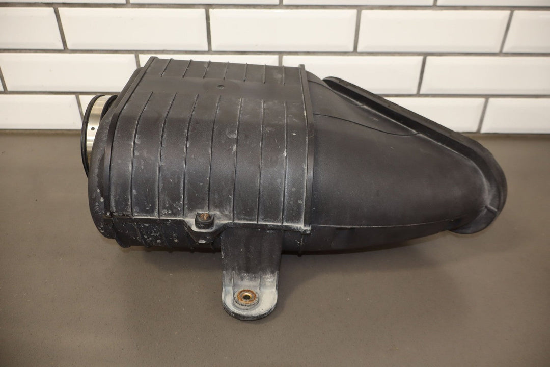 2003 - 2009 Hummer H2 - Air Cleaner With Intake Tube 19153610