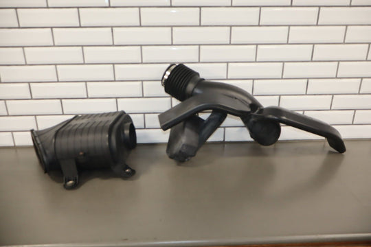 2003 - 2009 Hummer H2 - Air Cleaner With Intake Tube 19153610