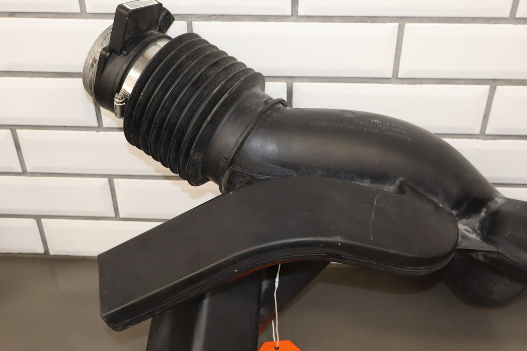 2003 - 2009 Hummer H2 - Air Cleaner With Intake Tube 19153610