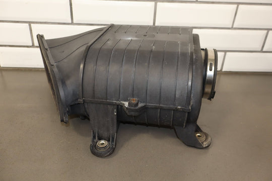 2003 - 2009 Hummer H2 - Air Cleaner With Intake Tube 19153610