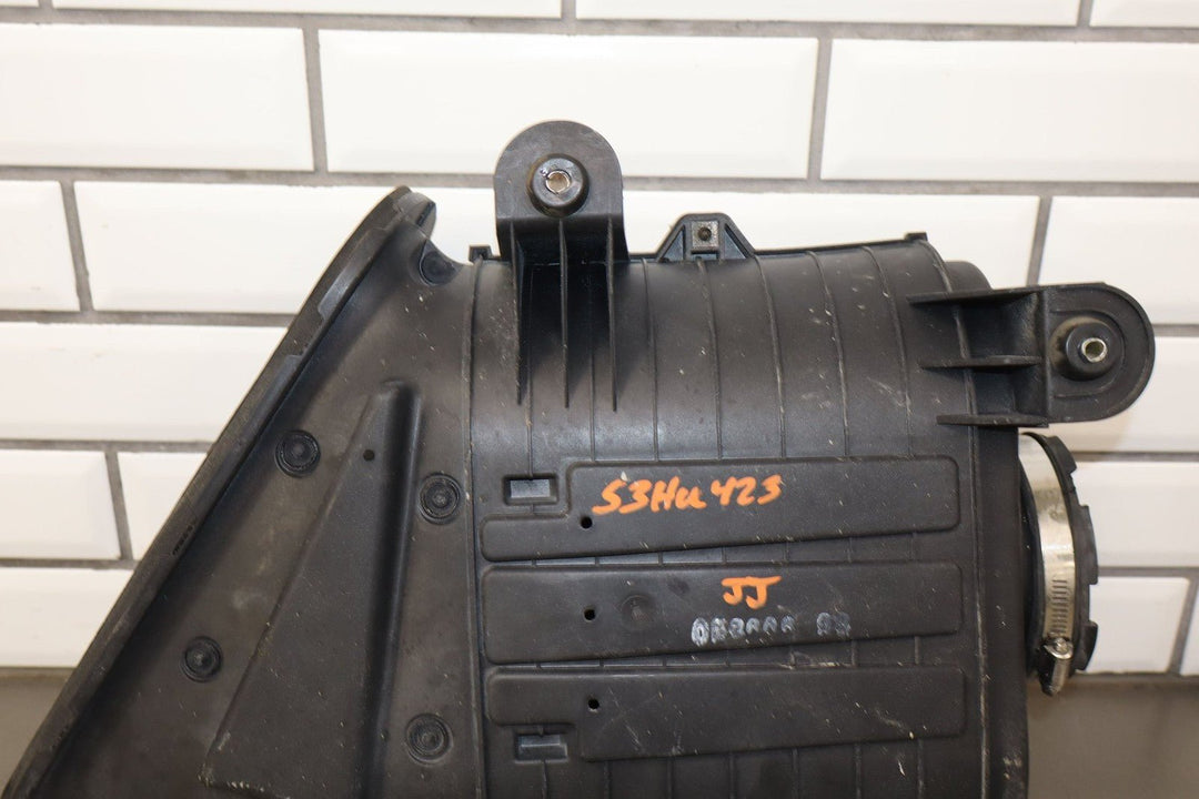 2003 - 2009 Hummer H2 - Air Cleaner With Intake Tube 19153610