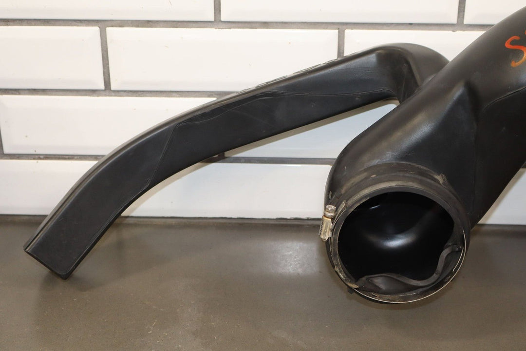 2003 - 2009 Hummer H2 - Air Cleaner With Intake Tube 19153610